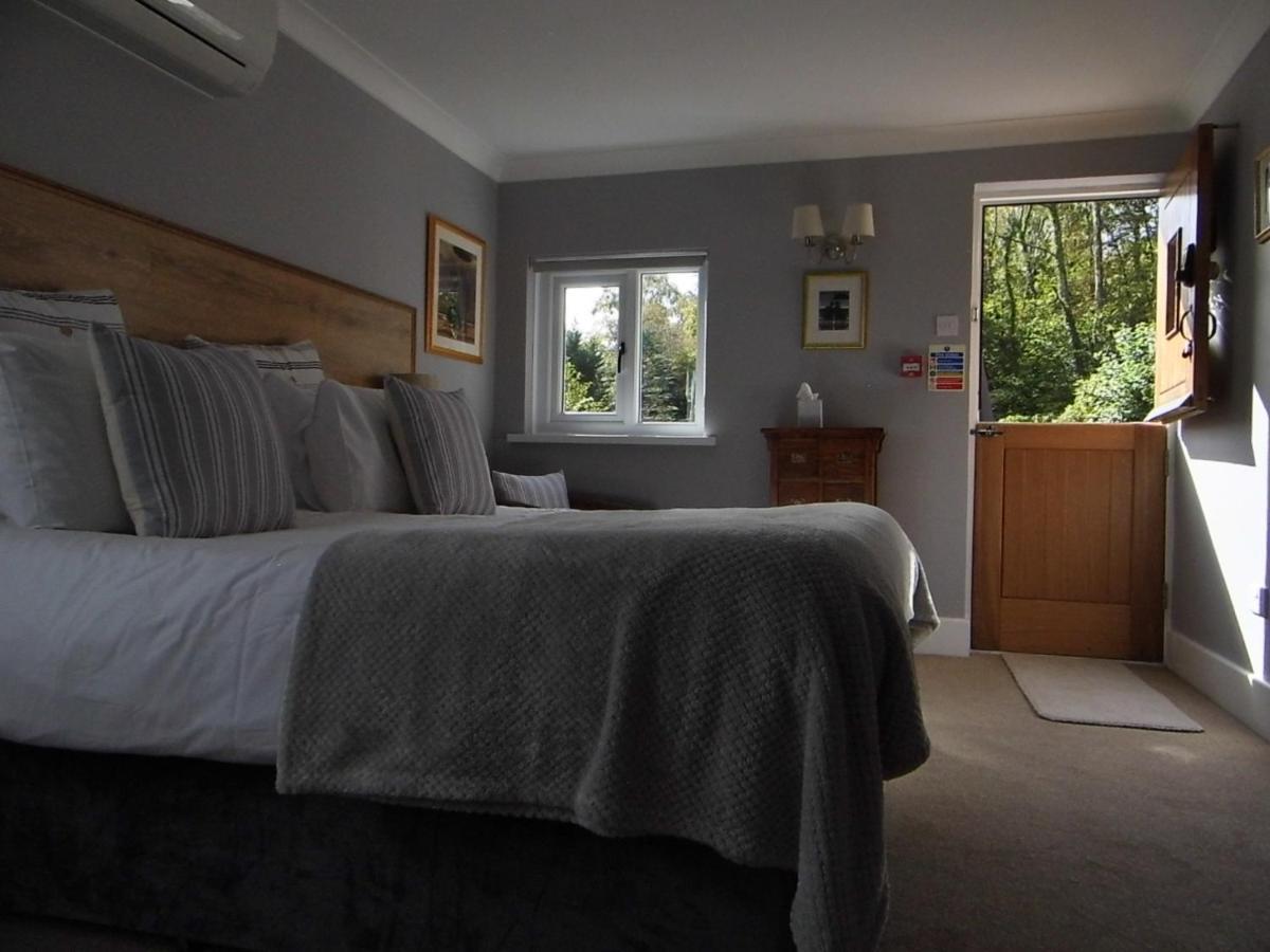 アンマンフォード The Mill At Glynhir Bed & Breakfast エクステリア 写真