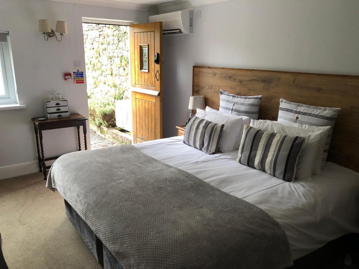 アンマンフォード The Mill At Glynhir Bed & Breakfast エクステリア 写真